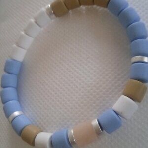 Bracelet...stretch bracelet 7 1/2 inches